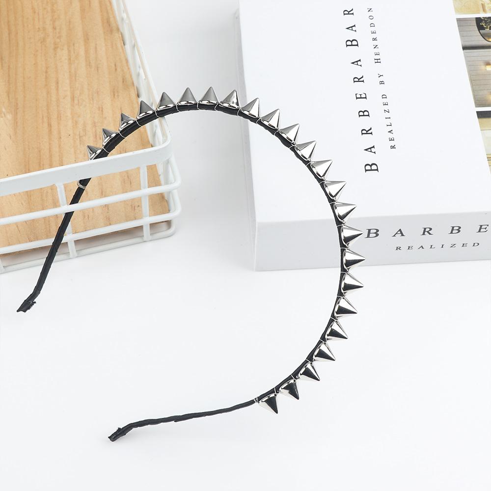 Ribbon Bow Gift - Cool Charismatic Captivating Studded Gift Spike