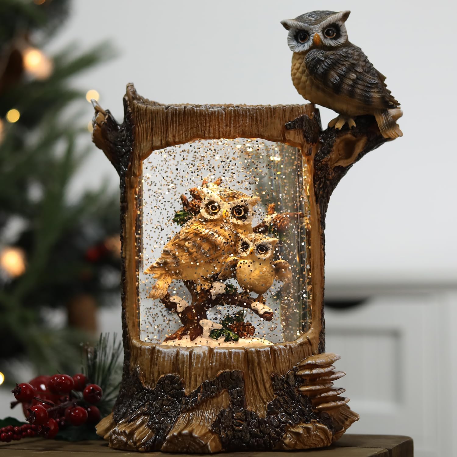 Snow Globe Musical - Christmas Owl Family Snow Globe with