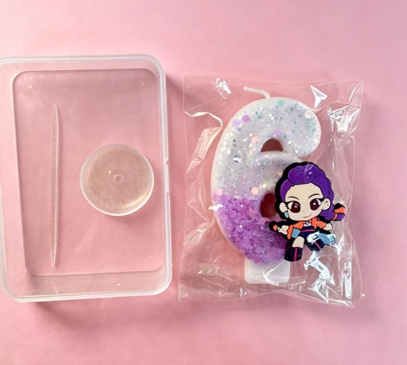 Hot Cartoon and anime themed c - Holiday Candle Set ulasan dan harga