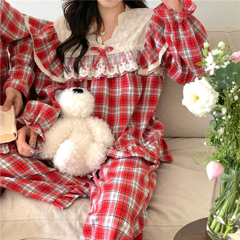 Autumn Winter Princess Style C - Christmas Throw Blanket ulasan dan harga