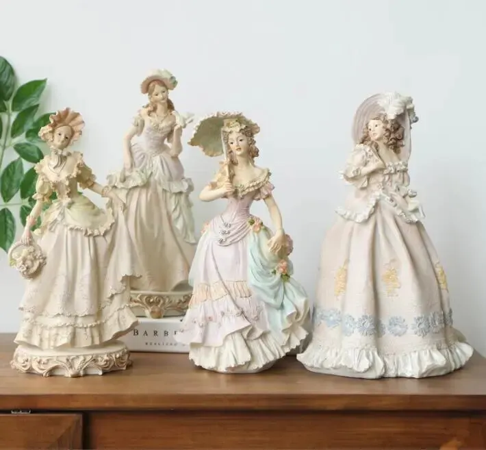 European Victorian Girl Beauty - Nutcracker Figurine ulasan dan harga