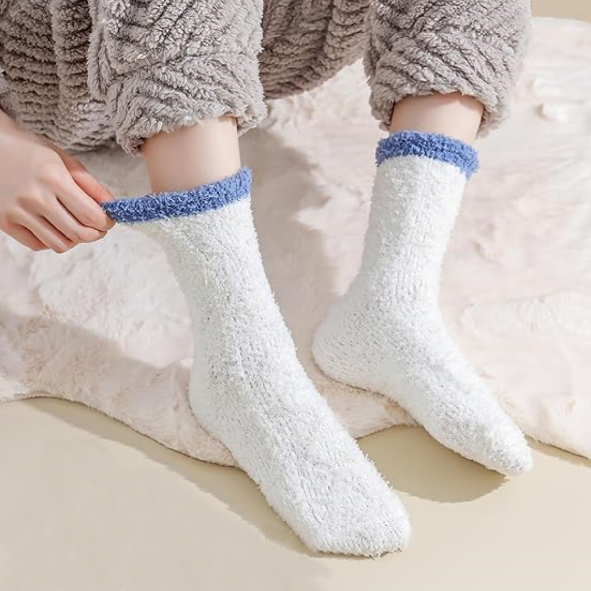 6/12 Pairs of Fuzzy Socks Soft - Christmas Stocking Hanging ulasan dan harga